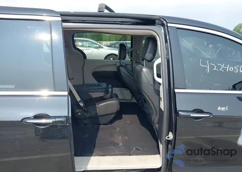 2017 Chrysler Pacifica Touring L from USA, damaged, VIN 2C4RC1BG1HR516142